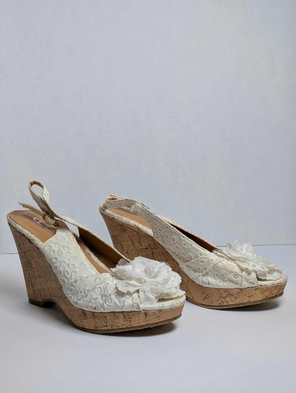 CL by Laundry ICON-001 Women 7.5 Cream Floral Lace Cork Platform Wedge Sandals